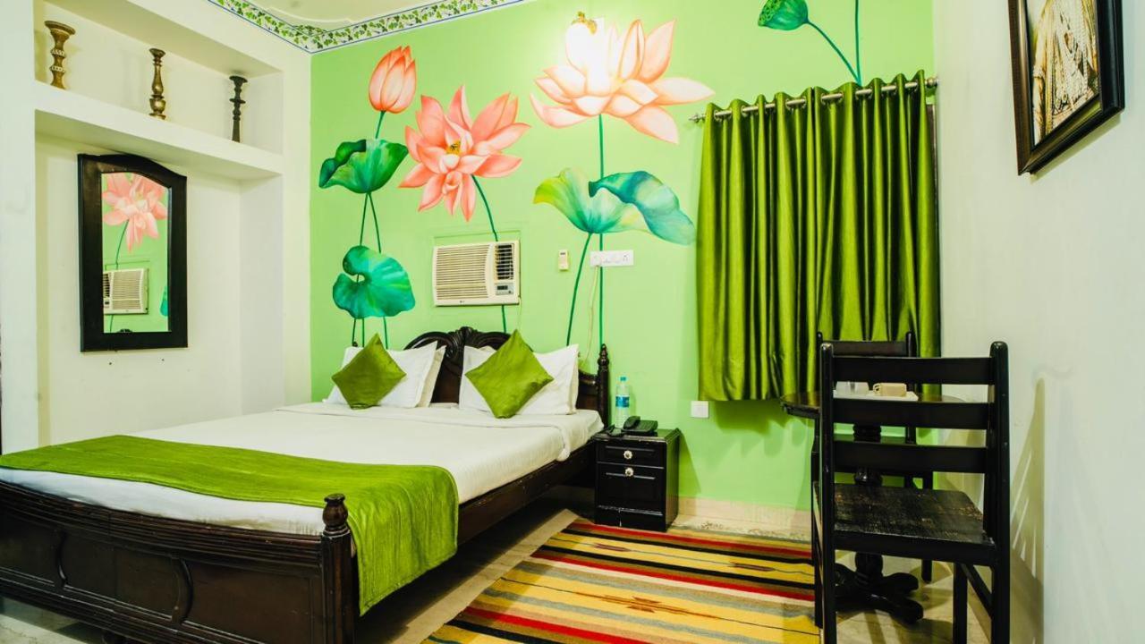 Hotel Lake Paradise אודייפור מראה חיצוני תמונה