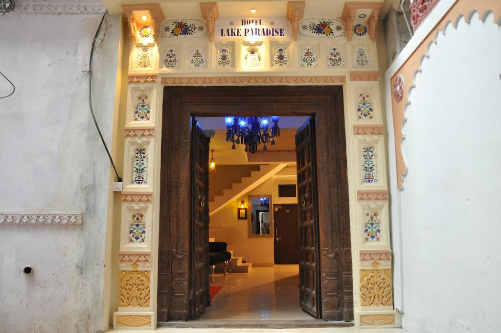 Hotel Lake Paradise אודייפור חדר תמונה